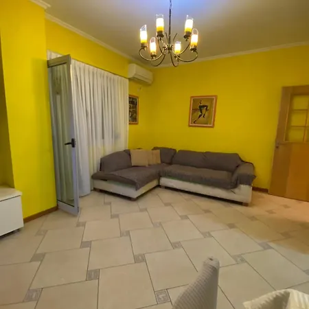 Center شقة *