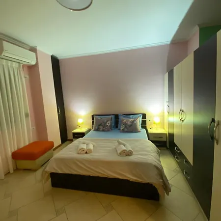 Διαμέρισμα Center