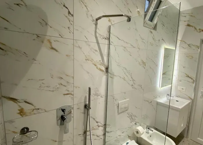 Center Апартаменты Тирана