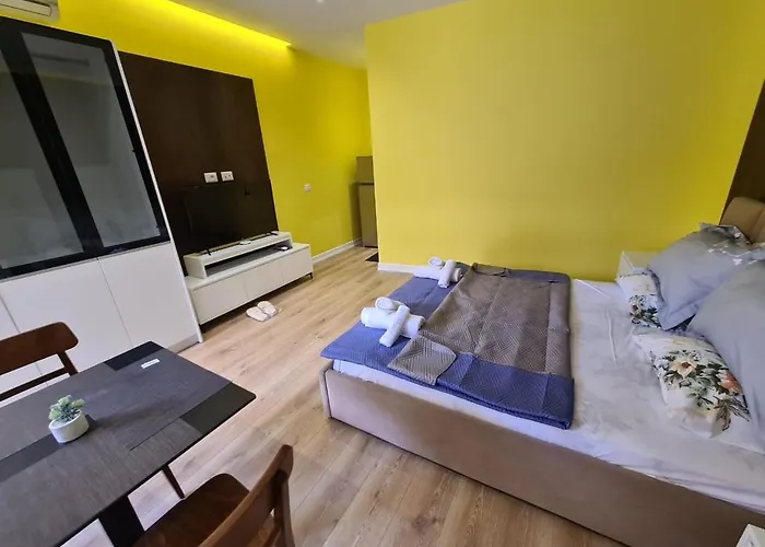 Center Апартаменты *